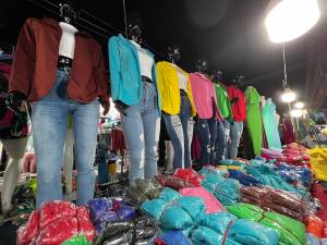 Sites estrangeiros têm conquistado a clientela de regiões populares do Brasil