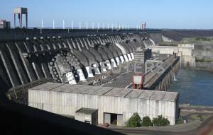 Vista da hidrelétrica de Itaipu